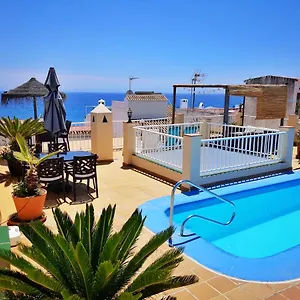 https://villa-carabeo-playa.es-andalucia.com
